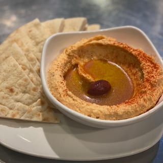 Traditional Hummus